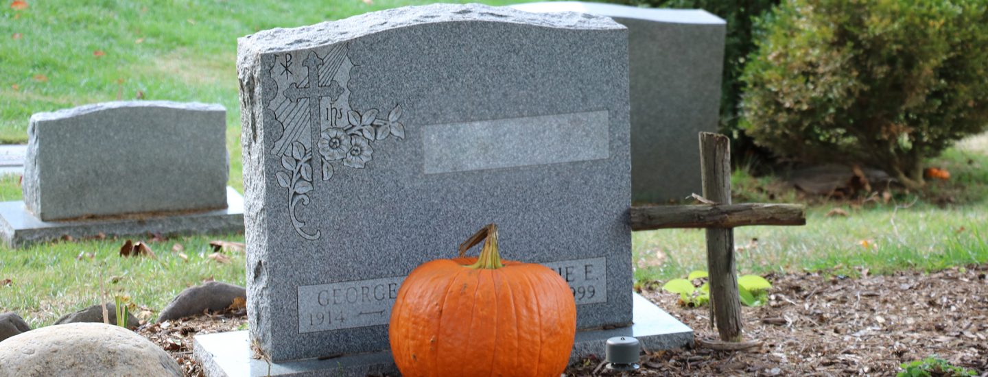 Not So Spooky Holmdel Cemetery Tells a Story