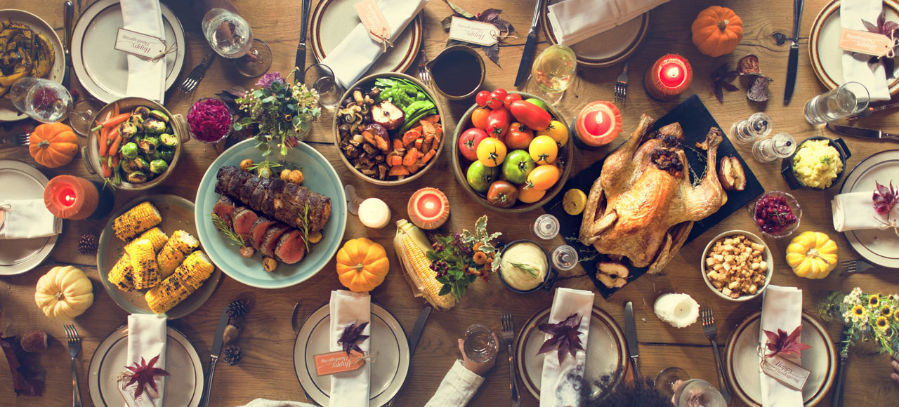 Thanksgiving Table for Holiday Traditions