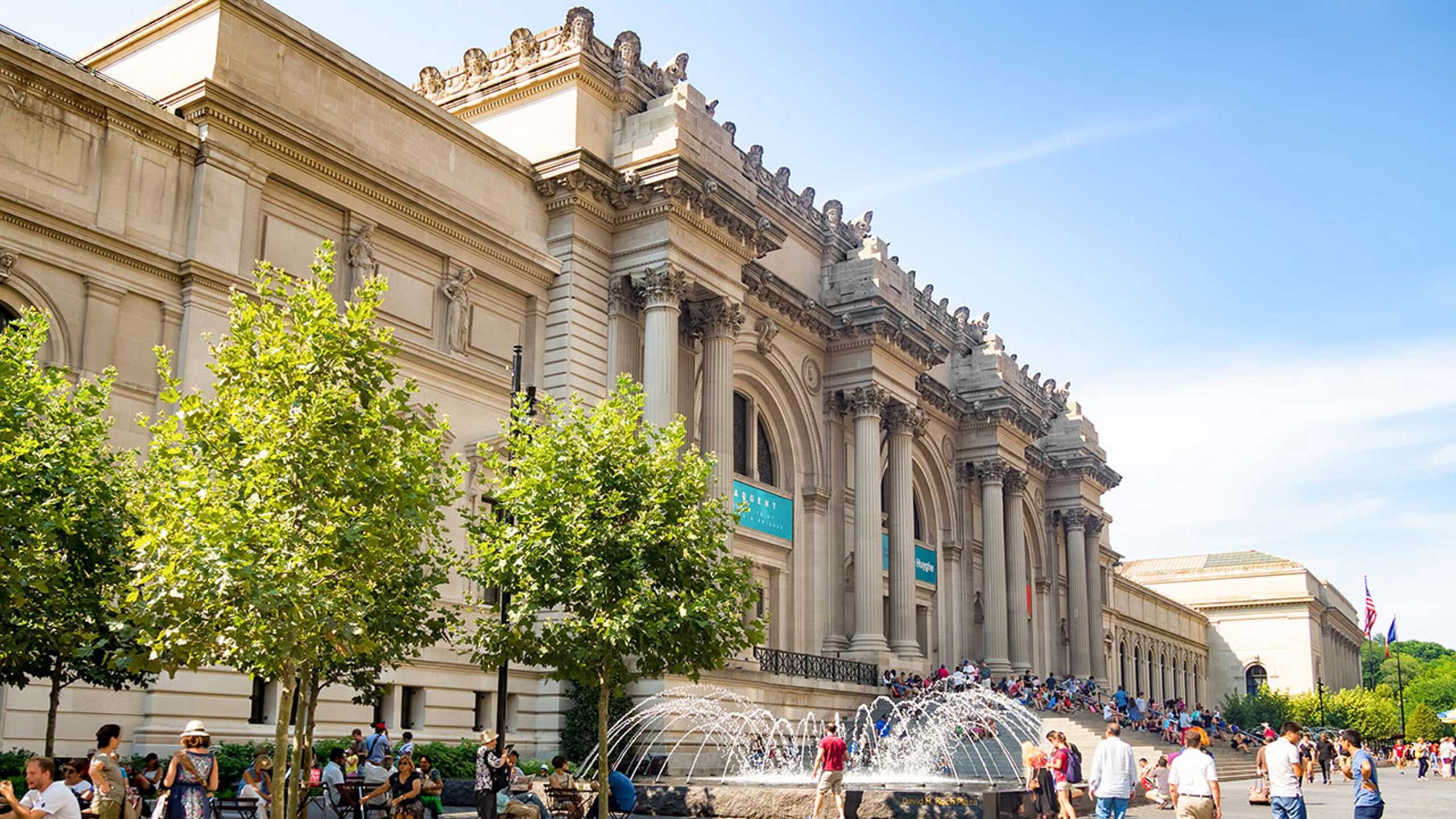 Guests gathered in front of the Metropolitan Museum of Art in New York City.